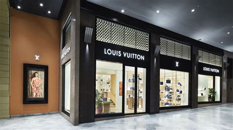 louis vuitton store a bologna|louis vuitton italia.